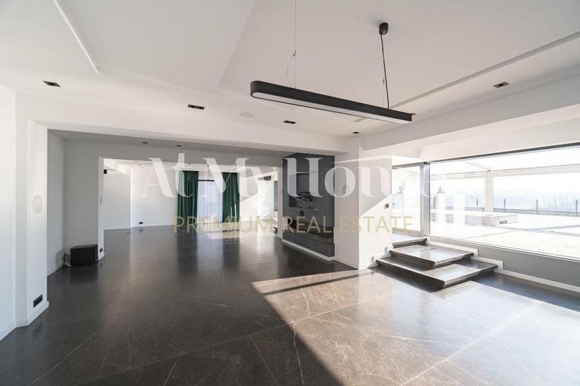 Penthouse cu 5 camere decomandat, mobilat în Barbu Văcărescu