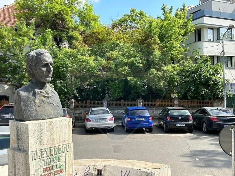 Apartament cu 2 camere decomandat, mobilat în Dacia