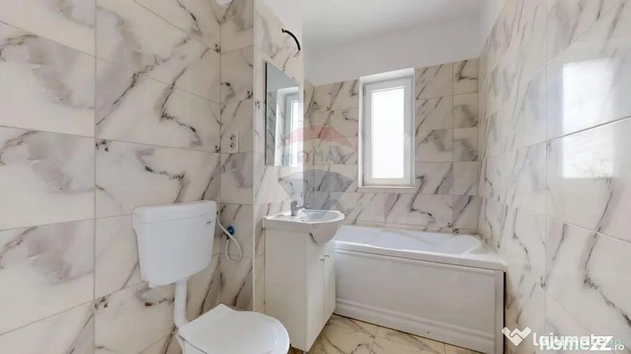 Apartament cu 3 camere decomandat în Sânpetru