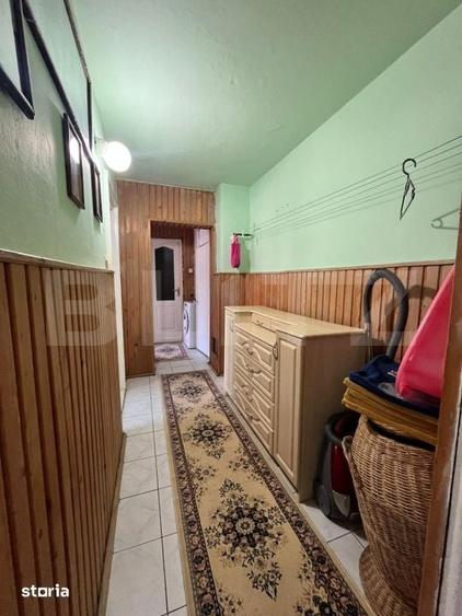 Apartament cu 3 camere semidecomandat în Decebal