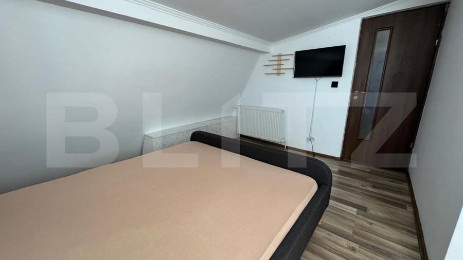 Apartament cu 3 camere decomandat, mobilat în Decebal