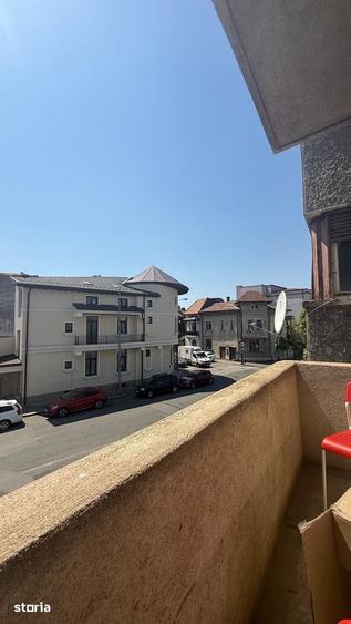 Casă cu Teren 120 Mp în Moșilor