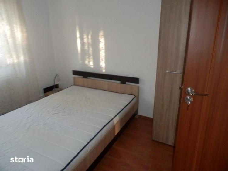 Apartament cu 3 camere decomandat în Aviației