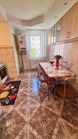 Apartament cu 2 camere decomandate de vânzare în cartierul Tudor - 3