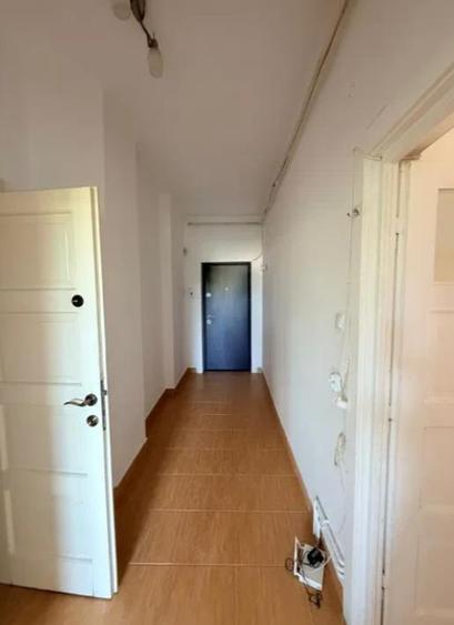 Apartament cu 2 camere decomandat în Centrul Civic