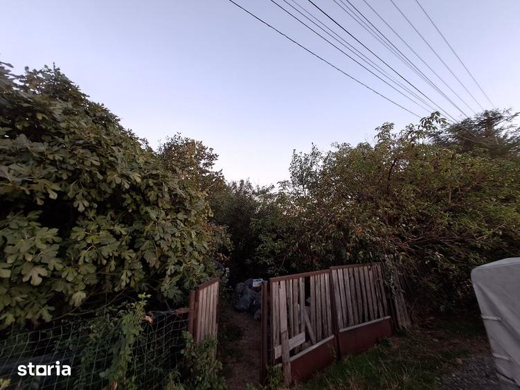Teren de 1372 mp, în Valea Râmnicului