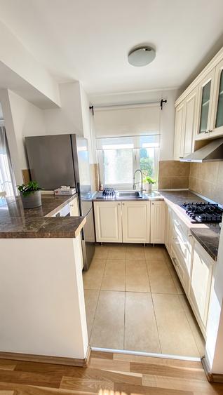 Apartament cu 2 camere decomandat în 1 Decembrie 1918