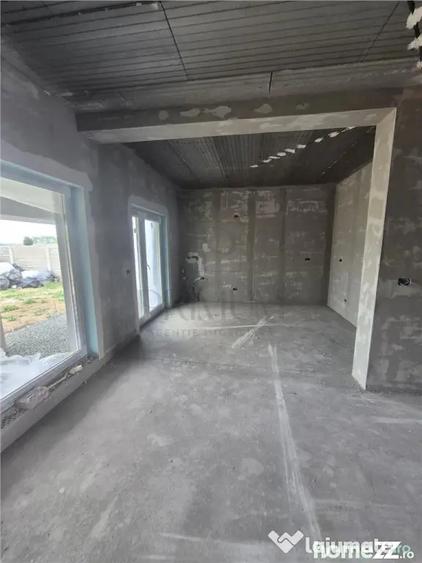 Casă cu 3 camere cu Teren 330 Mp în Moșnița Nouă