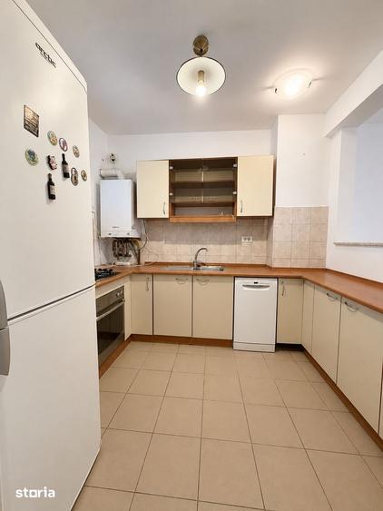 Casă cu 6 camere semidecomandat cu Teren 118 Mp în Floreasca