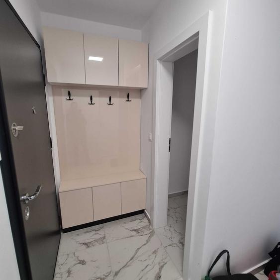 Garsonieră decomandată în Central