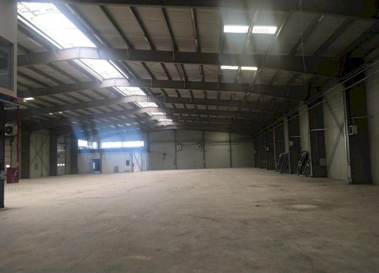 Spațiu industrial, de 3,100 mp, în Exterior Sud