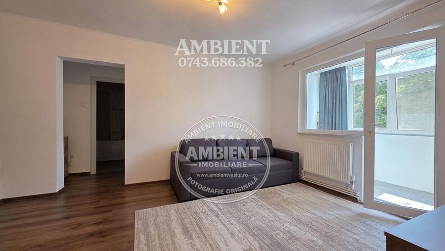 Apartament cu 2 camere semidecomandat, mobilat în Central