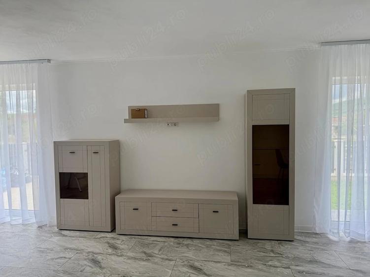 Casă cu 4 camere cu Teren 400 Mp în Exterior Vest