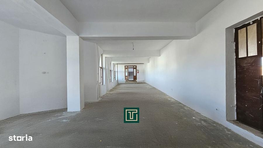 Apartament cu 4 camere în Central