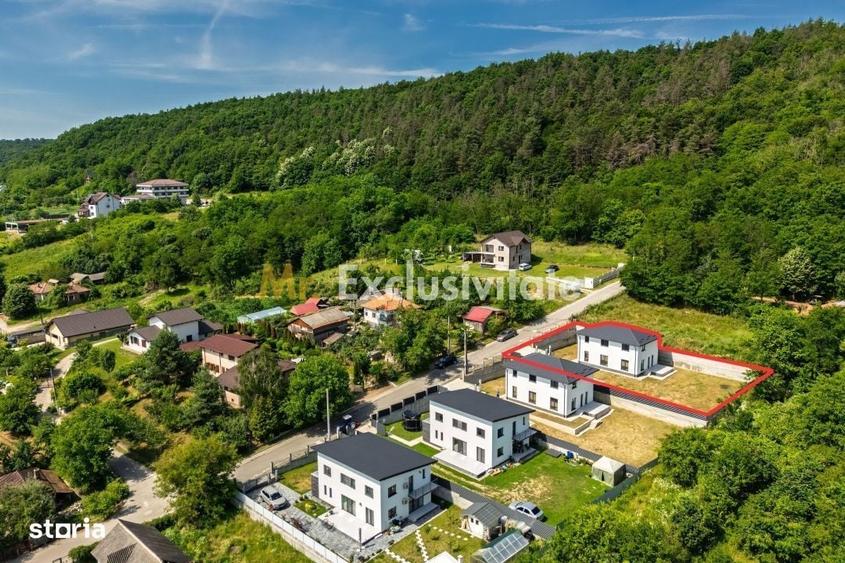 Casă cu 4 camere în Argeșelu