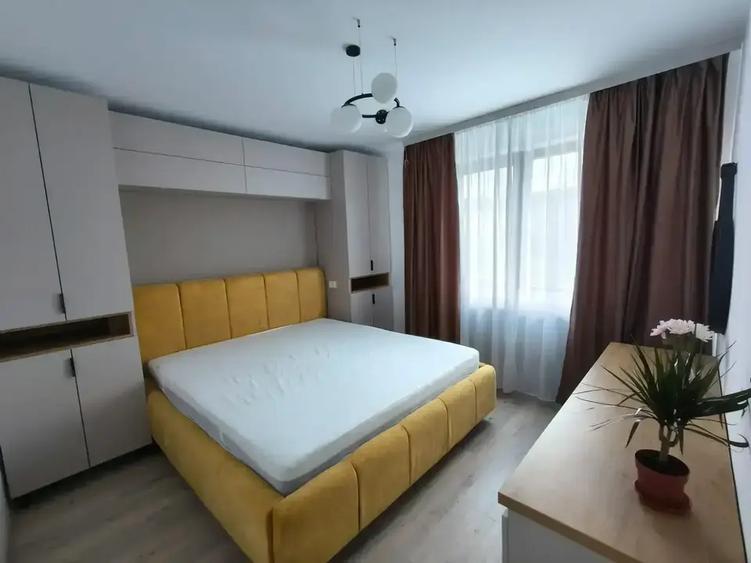 Apartament cu 2 camere decomandat, mobilat în Titan