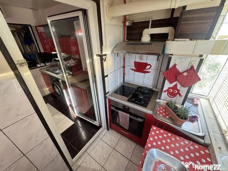 Apartament cu 2 camere semidecomandat în Poarta 6