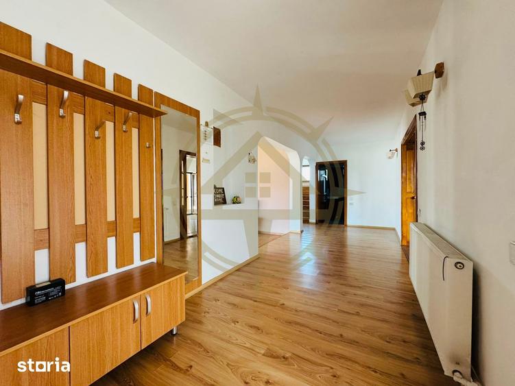 Casă cu 5 camere cu Teren 1192 Mp în Crevedia