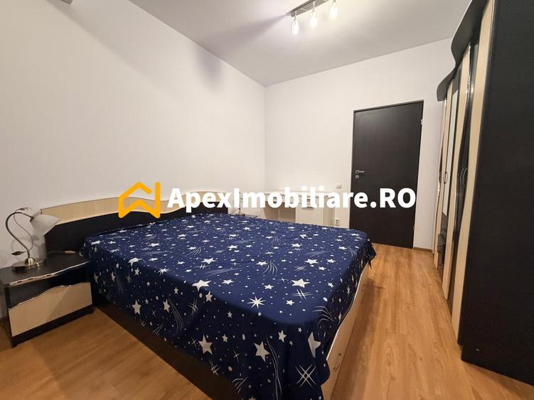 Apartament cu 3 camere semidecomandat, mobilat în Moșilor