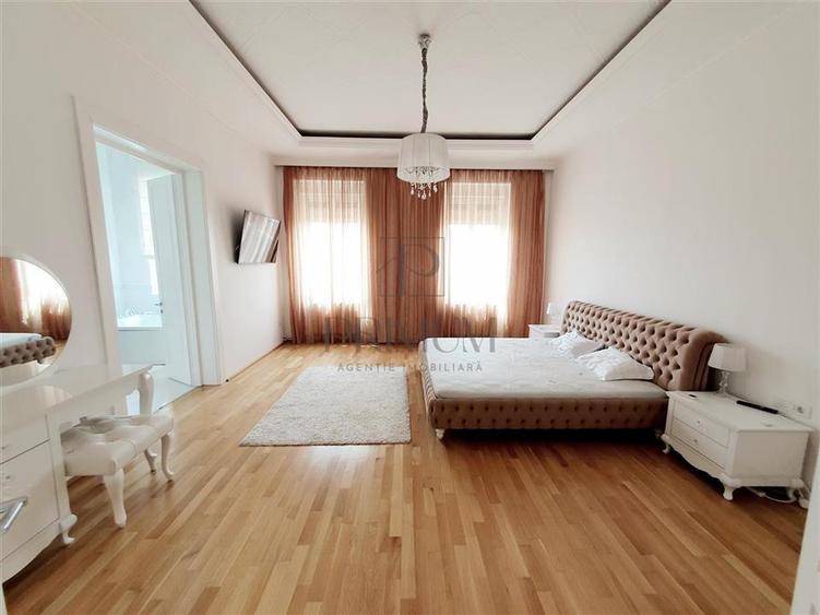 Apartament cu 3 camere semidecomandat, mobilat în Neptun