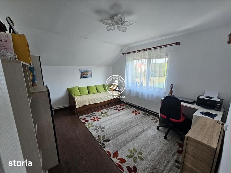 Casă cu 5 camere cu Teren 1196 Mp în Dorobanț