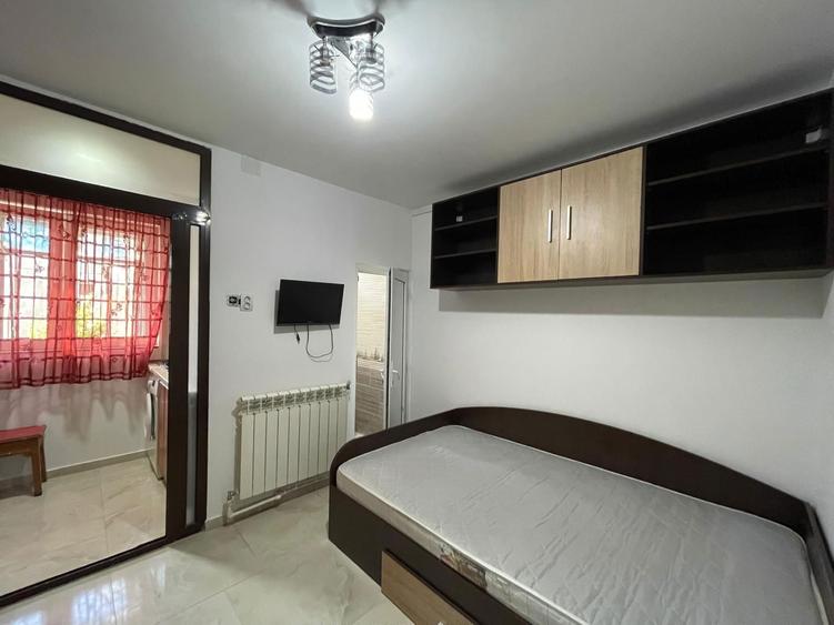 Casă cu 1 camere cu Teren 25 Mp în Rahova