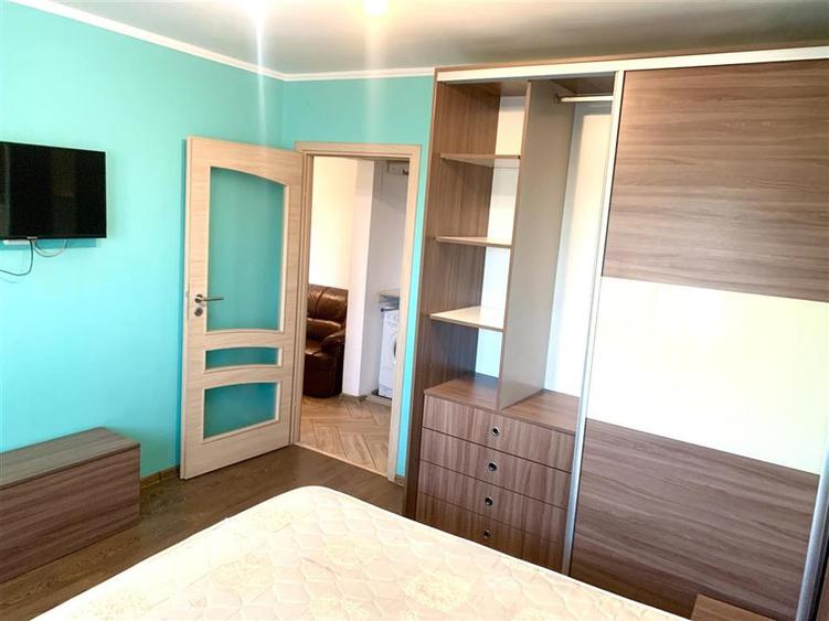 RECO  Apartament 3 camere tip B de inchiriat in Rogerius 66 mp, etaj 6, lift si - 4