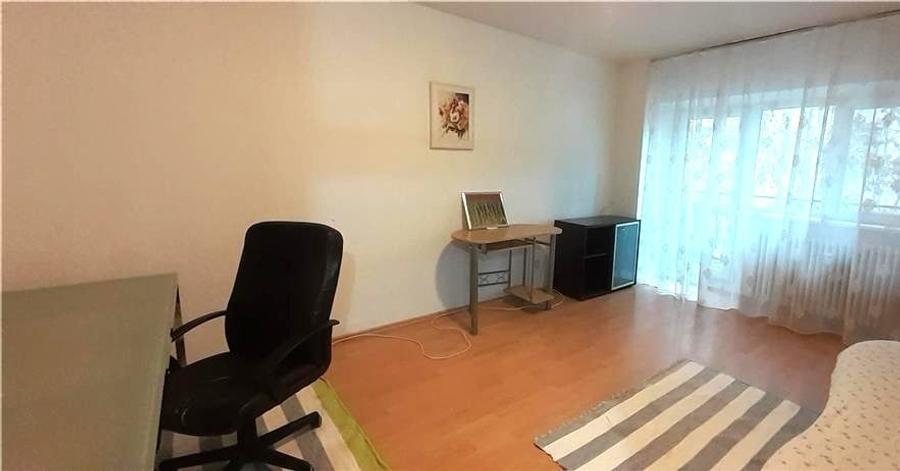 Garsonieră decomandată în Timpuri Noi