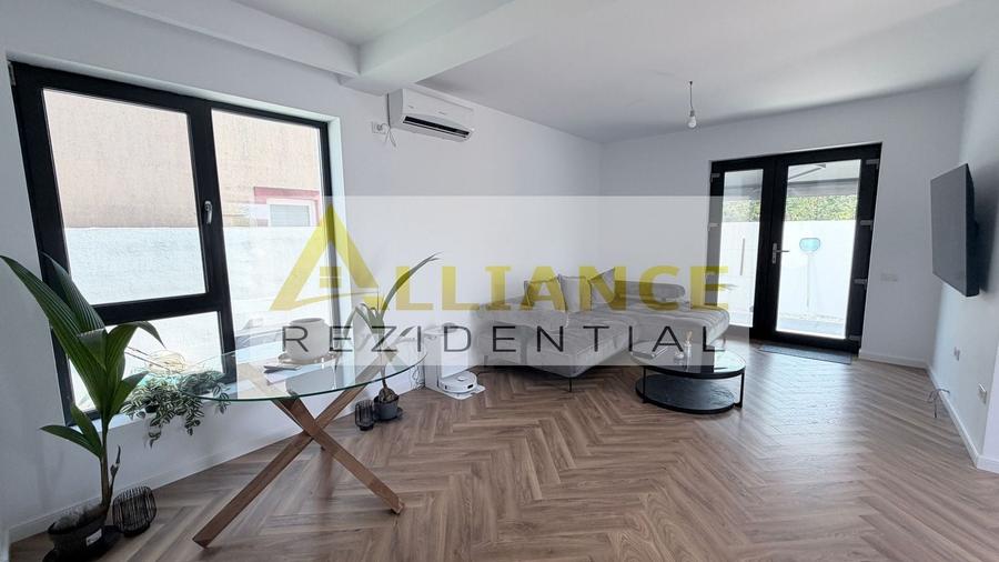Casă individuală cu 5 camere cu Piscina în Berceni