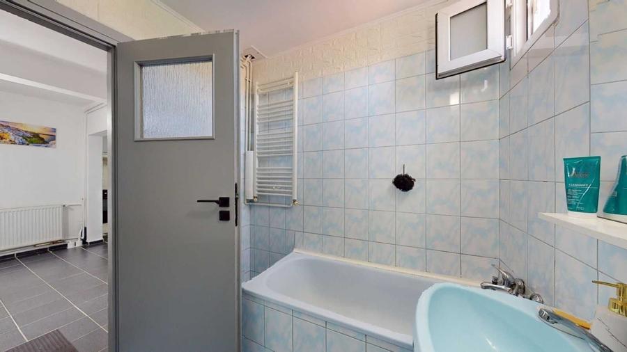 Apartament luminos si confortabil cu vedere la apus, de inchiriat pe termen lung - 5