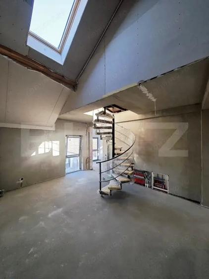 Apartament cu 3 camere decomandat în Ultracentral