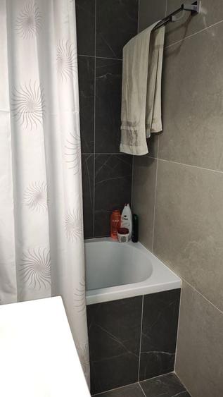 Apartament cu 2 camere decomandat în Berceni