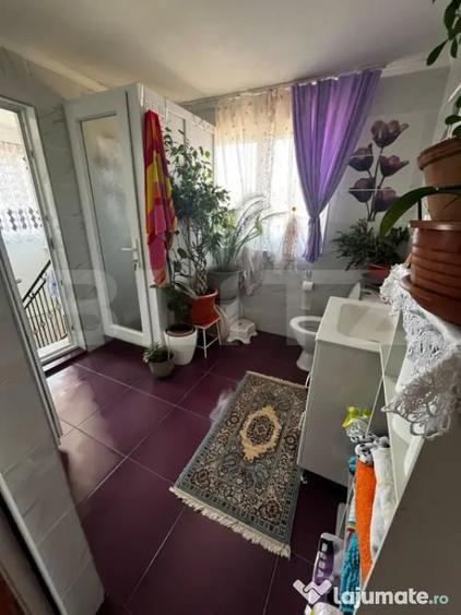 Casă cu 4 camere cu Teren 1150 Mp în Central