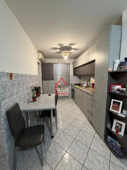 Apartament cu 2 camere circular, mobilat în Nicolina