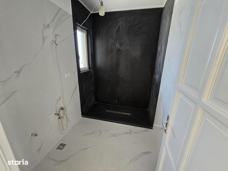 Casă cu 4 camere cu Teren 500 Mp în Corunca