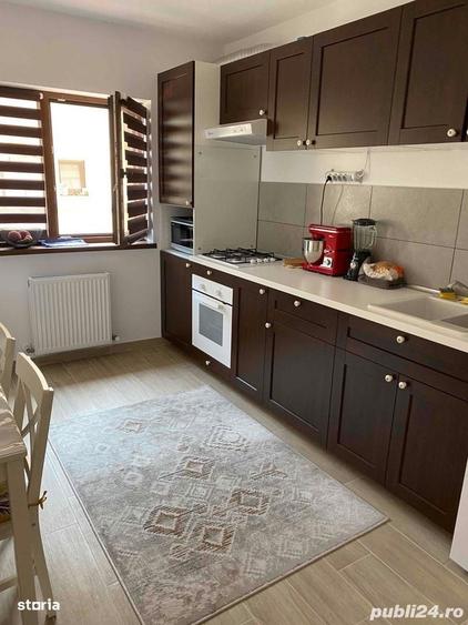 Apartament cu 3 camere decomandat în Sânpetru