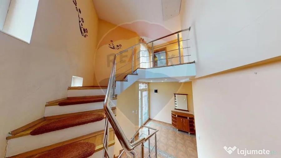 Casă cu 5 camere cu Teren 1000 Mp în Terezian