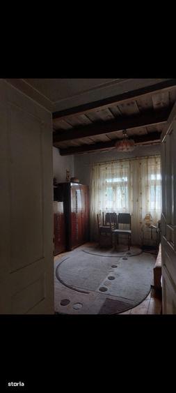 Casă cu 4 camere în Galșa