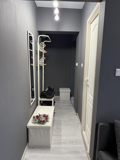 Apartament cu 2 camere semidecomandat în Tomis Nord