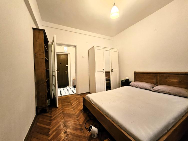 Apartament cu 2 camere decomandat în Capitale