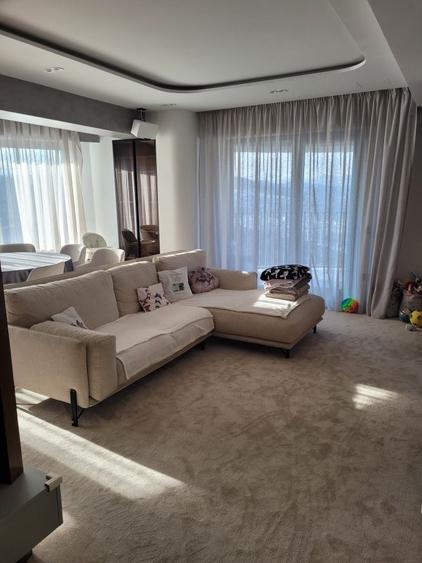 Apartament cu 3 camere în Dosu Bricii