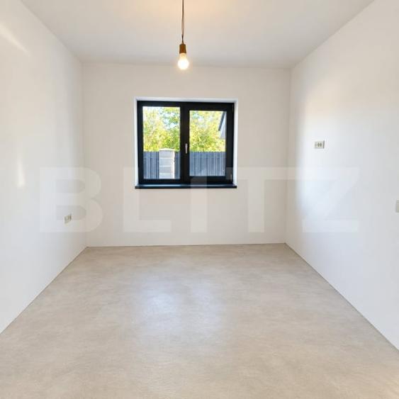 Duplex cu 4 camere cu Canalizare în Giroc