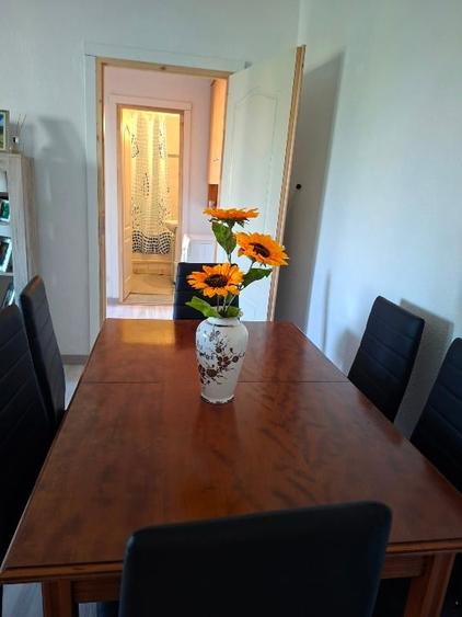 Apartament cu 2 camere semidecomandat în