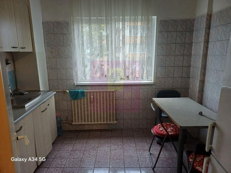 Apartament cu 2 camere semidecomandat în Uverturii