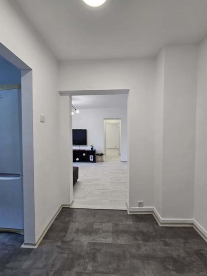Apartament cu 2 camere semidecomandat în Drumul Taberei