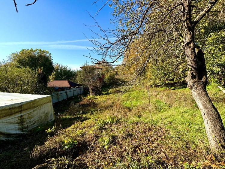 Casă individuală cu 3 camere cu Canalizare în Dâmbul Rotund
