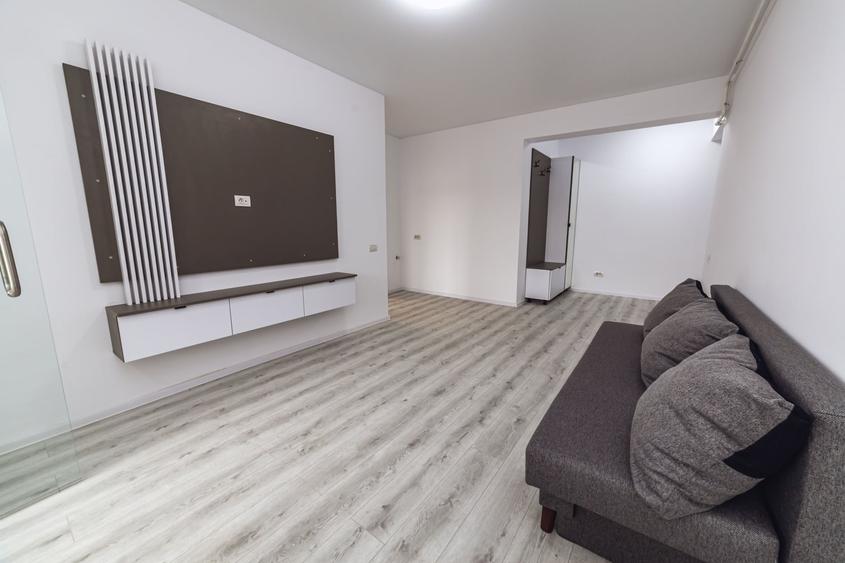 Apartament cu 2 camere semidecomandat, mobilat în Sălaj