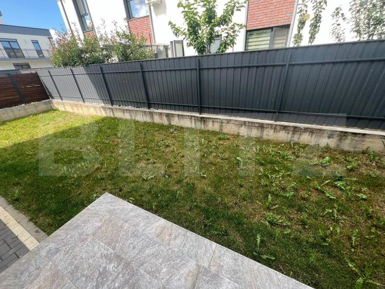 Duplex cu 5 camere cu Canalizare în Florești