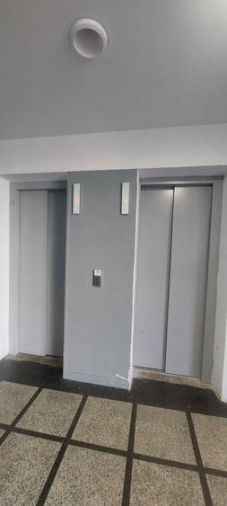 Garsonieră semidecomandată în Titan