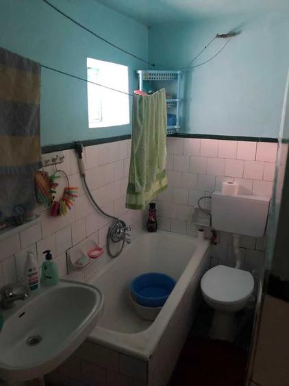 Casă cu 3 camere în Central